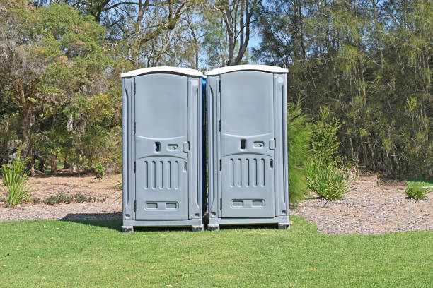 Best VIP or Luxury Restroom Trailers  in Westmoreland, TN